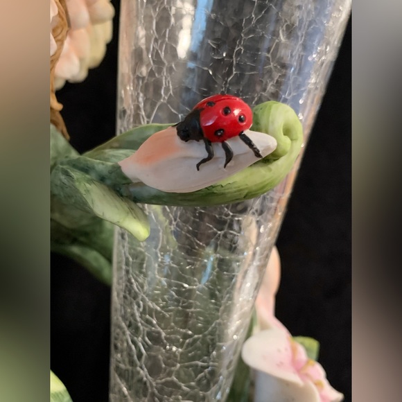 Ok Lighting - Crackle Glass Flower Vase With Angel / Fairy Statue - Picture 9 of 14